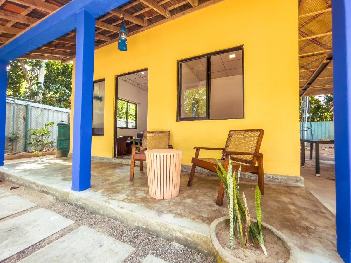 Lost & Found Hostel Weligama Exterior foto
